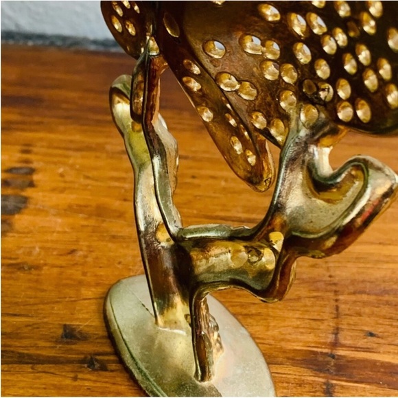 Vintage | Brass Butterfly On Branch Earrings Hanger - Picture 8 of 13